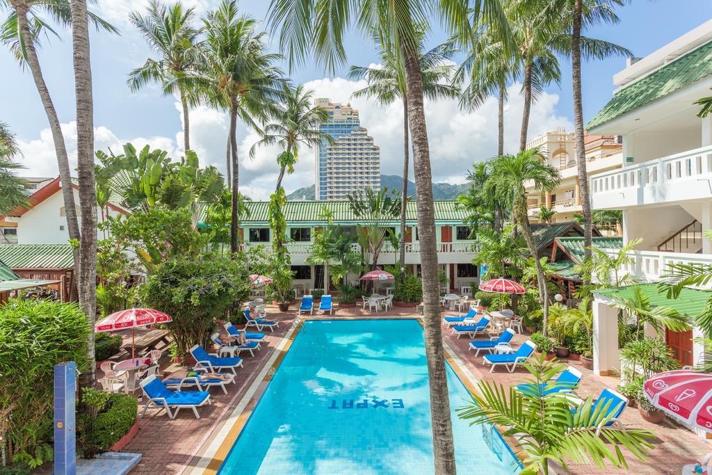 The Expat Hotel Patong Екстер'єр фото